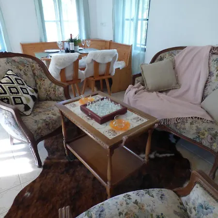 Chalupa Marenice Holiday home *